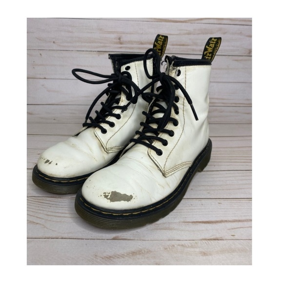 Dr. Martens White Classic Combat Boots Big Kids Sz 3 - Picture 2 of 12